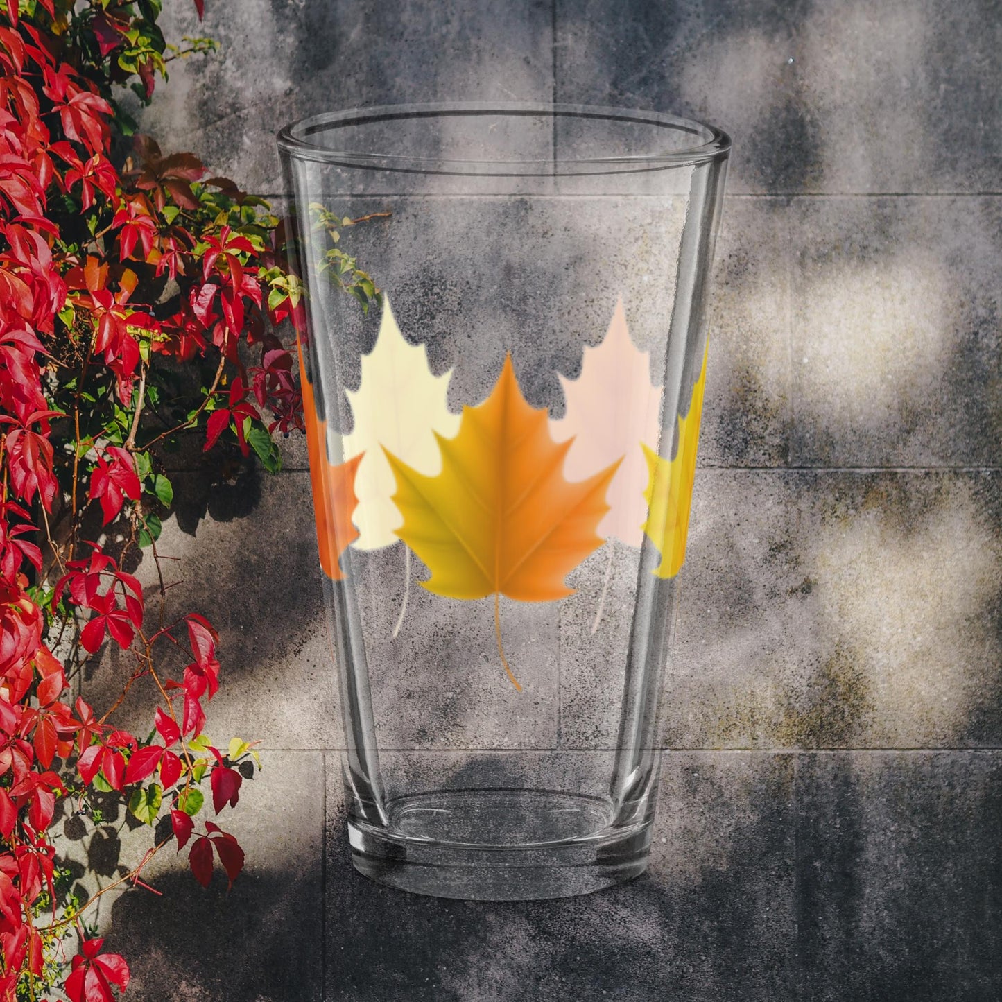 Shaker pint glass