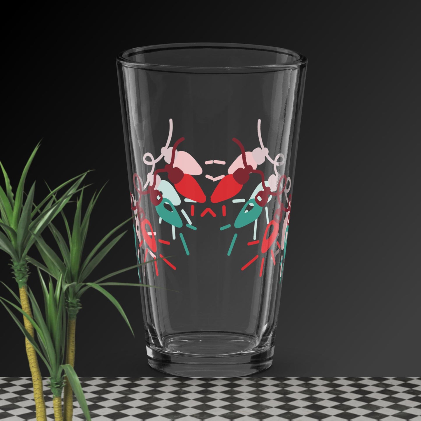 Shaker pint glass