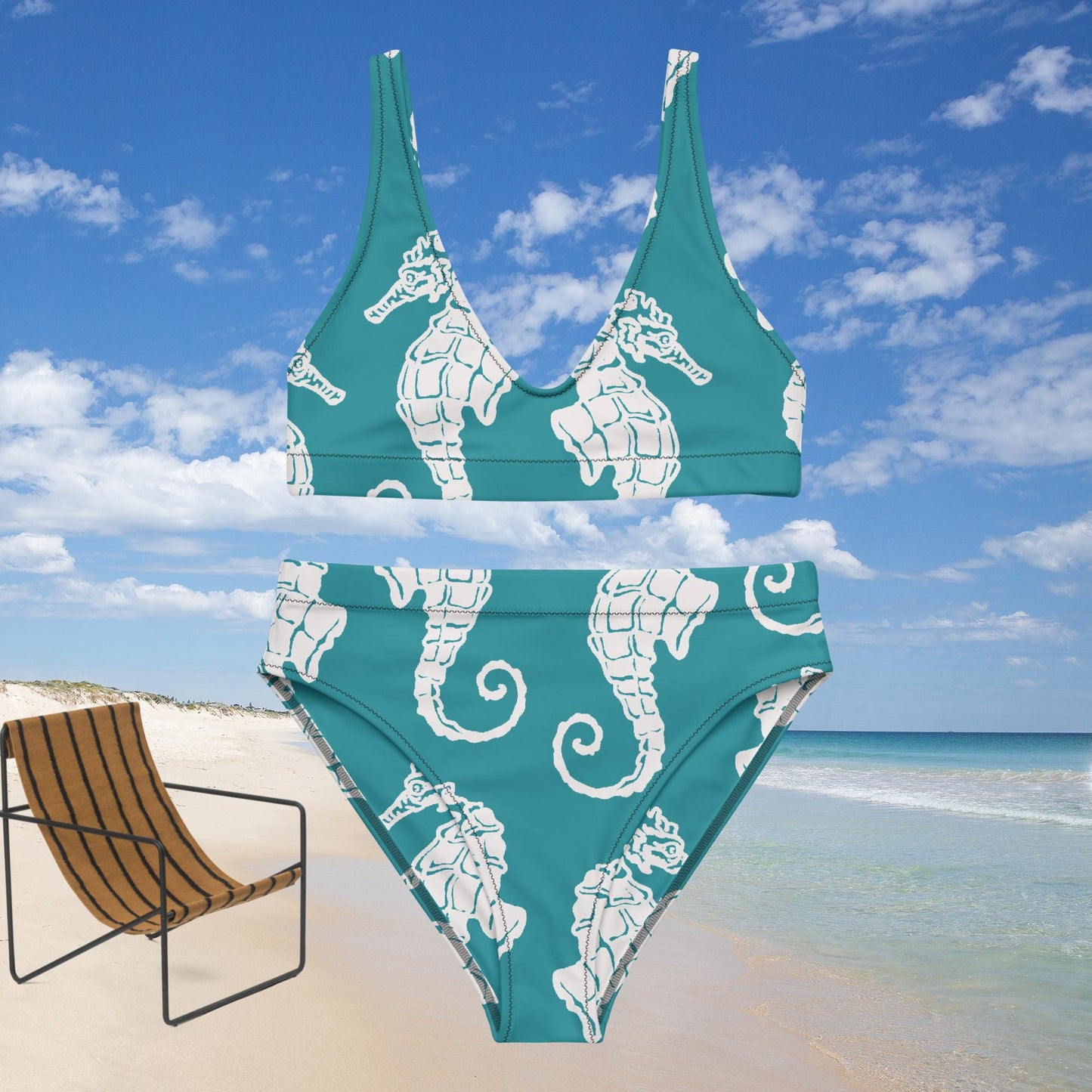 High-waisted bikini